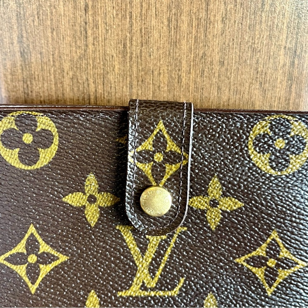 LOUIS VUITTON Porte Monnaie Billets Viennois Monogram Canvas Bifold Wallet 2001 - Picture 2 of 10